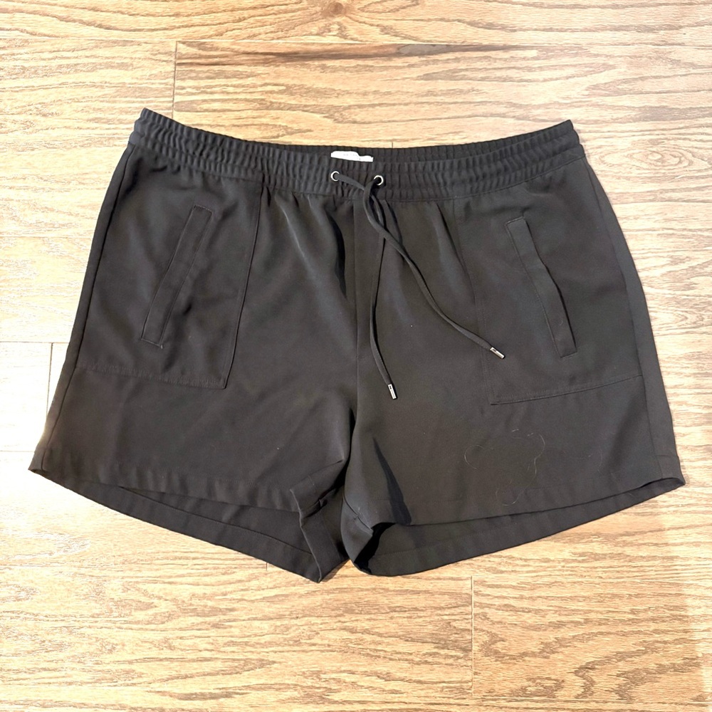 Banana Republic Black Athletic Women's Shorts